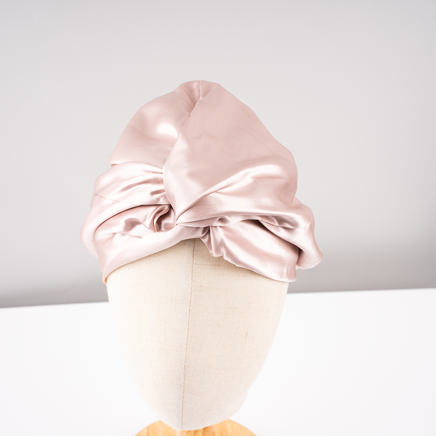 22 Momme Mulberry Silk Bonnet4