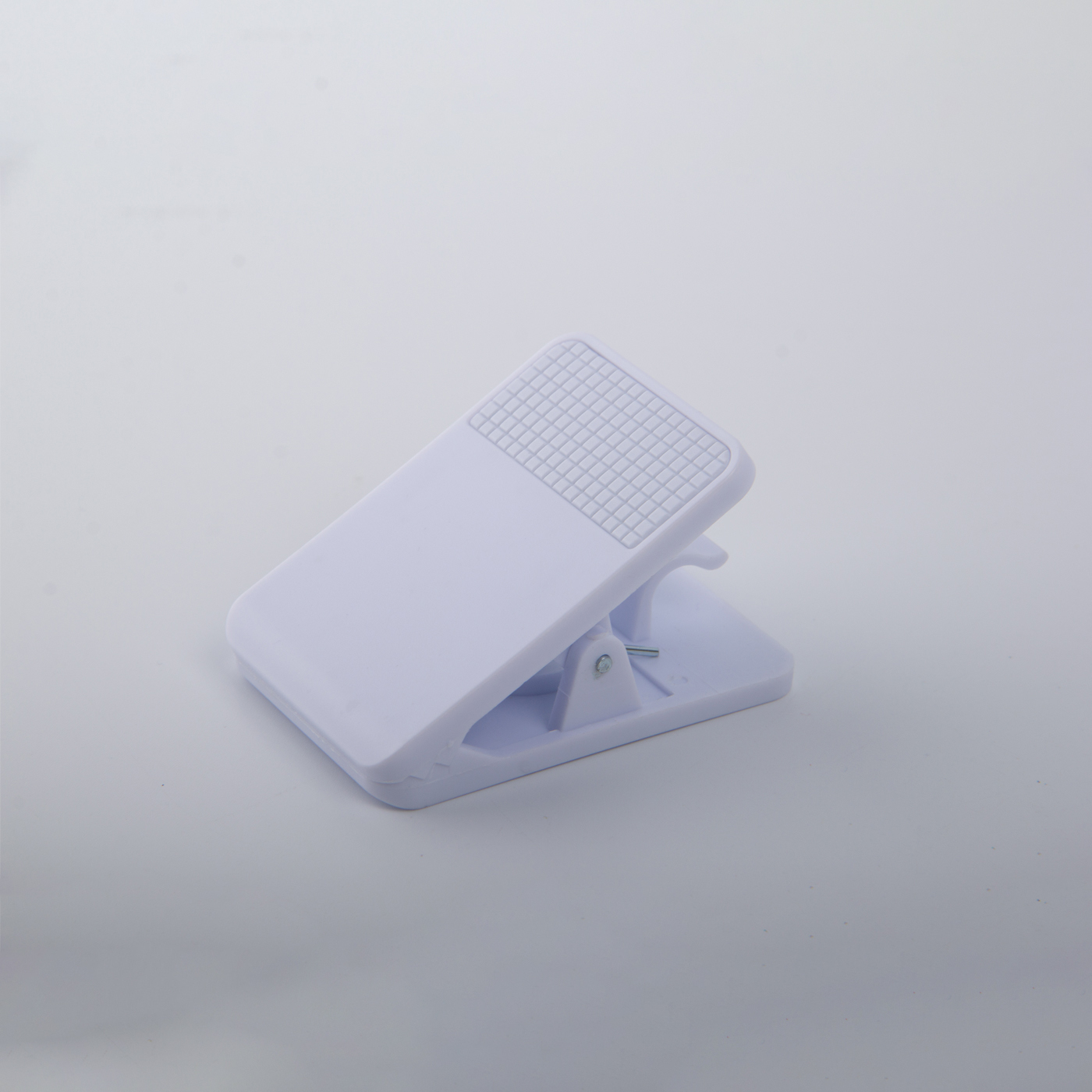 Magnetic Paper Clip4