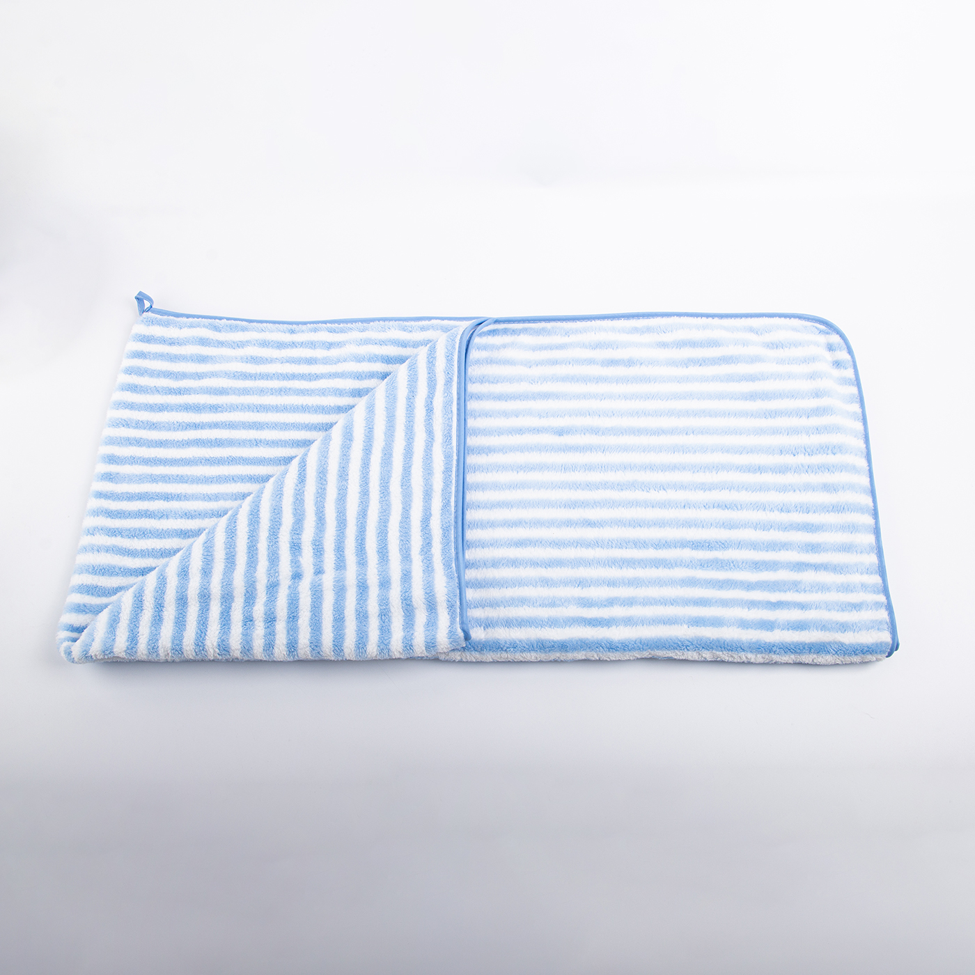 Absorbent Striped Bath Towel2