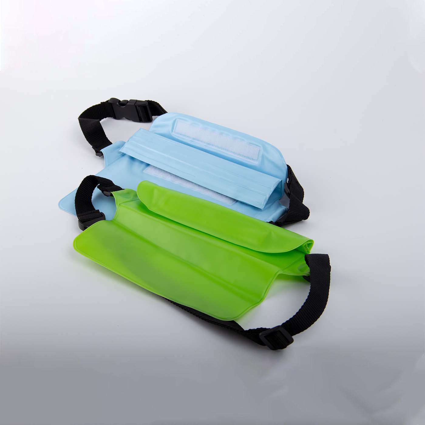 Waterproof Pouch With Adjustable Waist Strap2