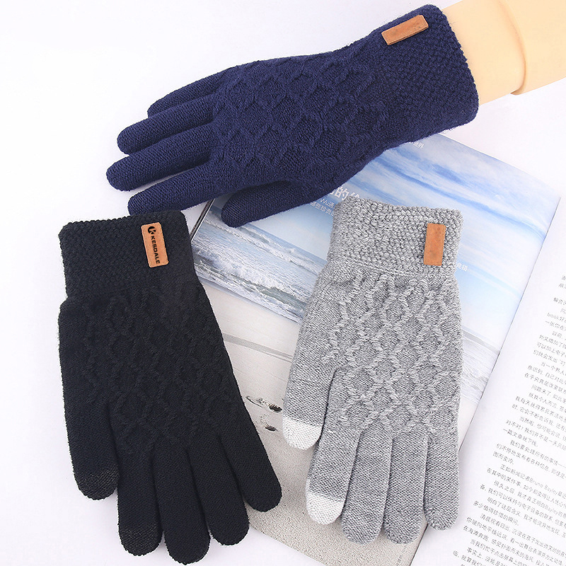 Custom Knitted Touch-Screen Gloves3