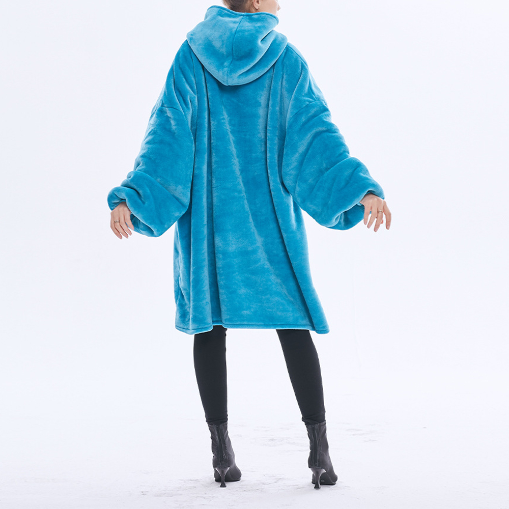 Thick Flannel Blanket With Sleeves2