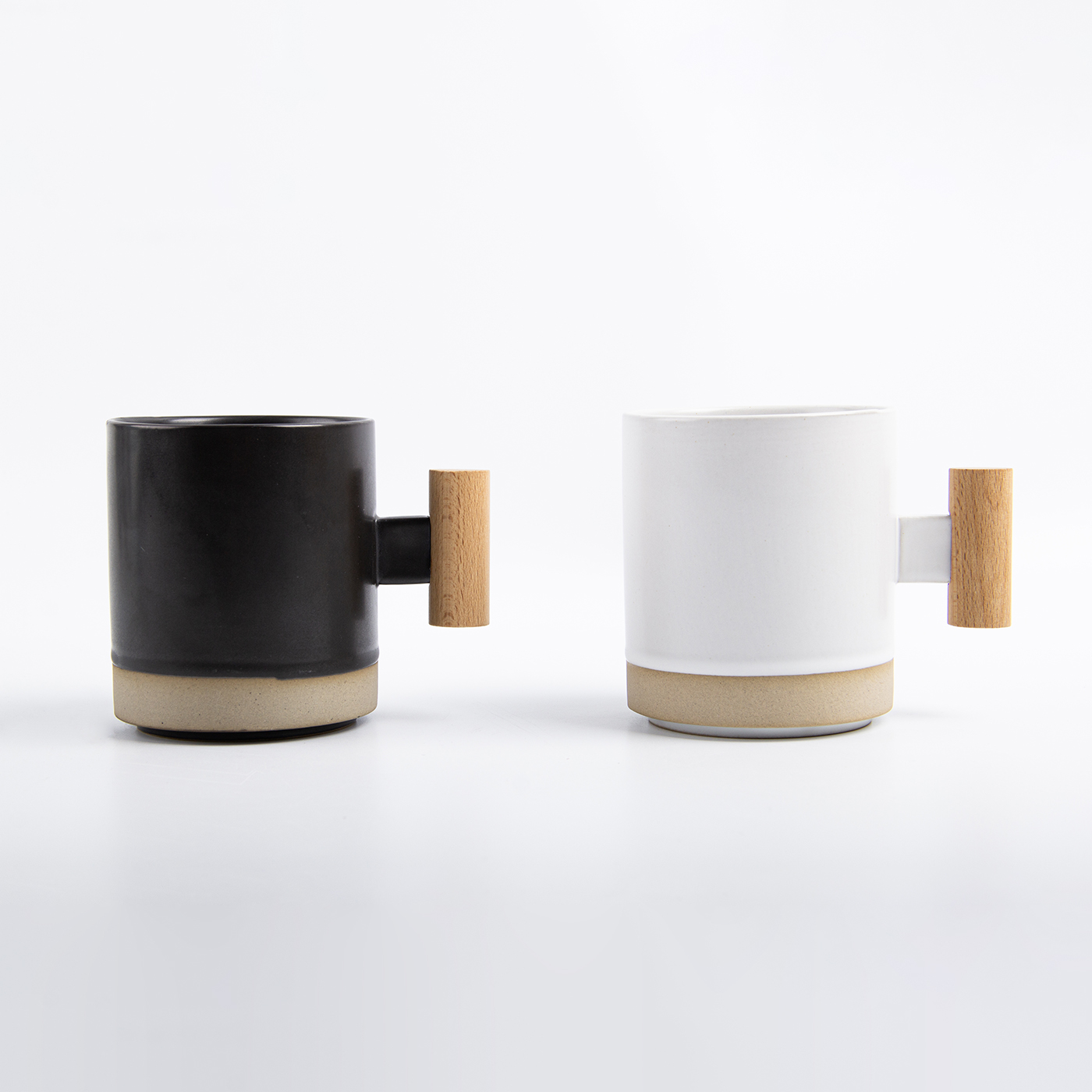 Wooden Handle Ceramic Mug3