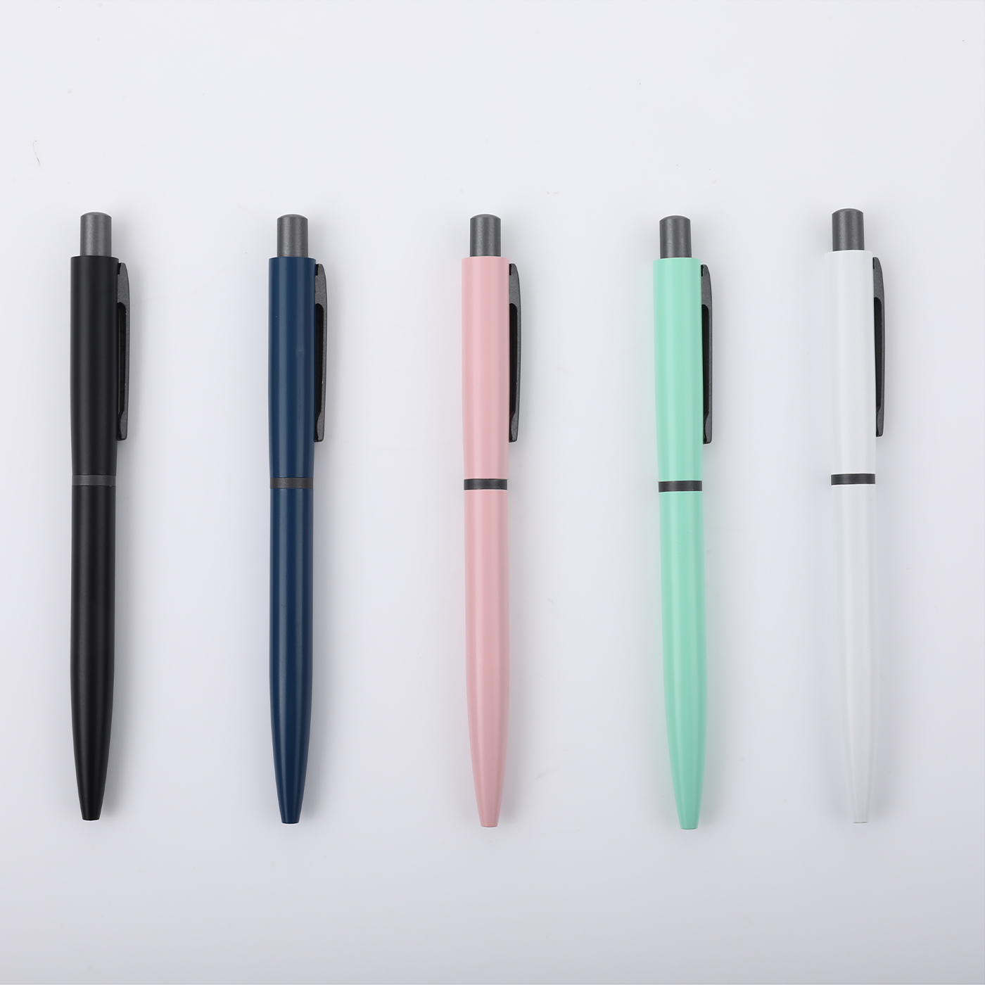 Plastic Retractable Click Pen2