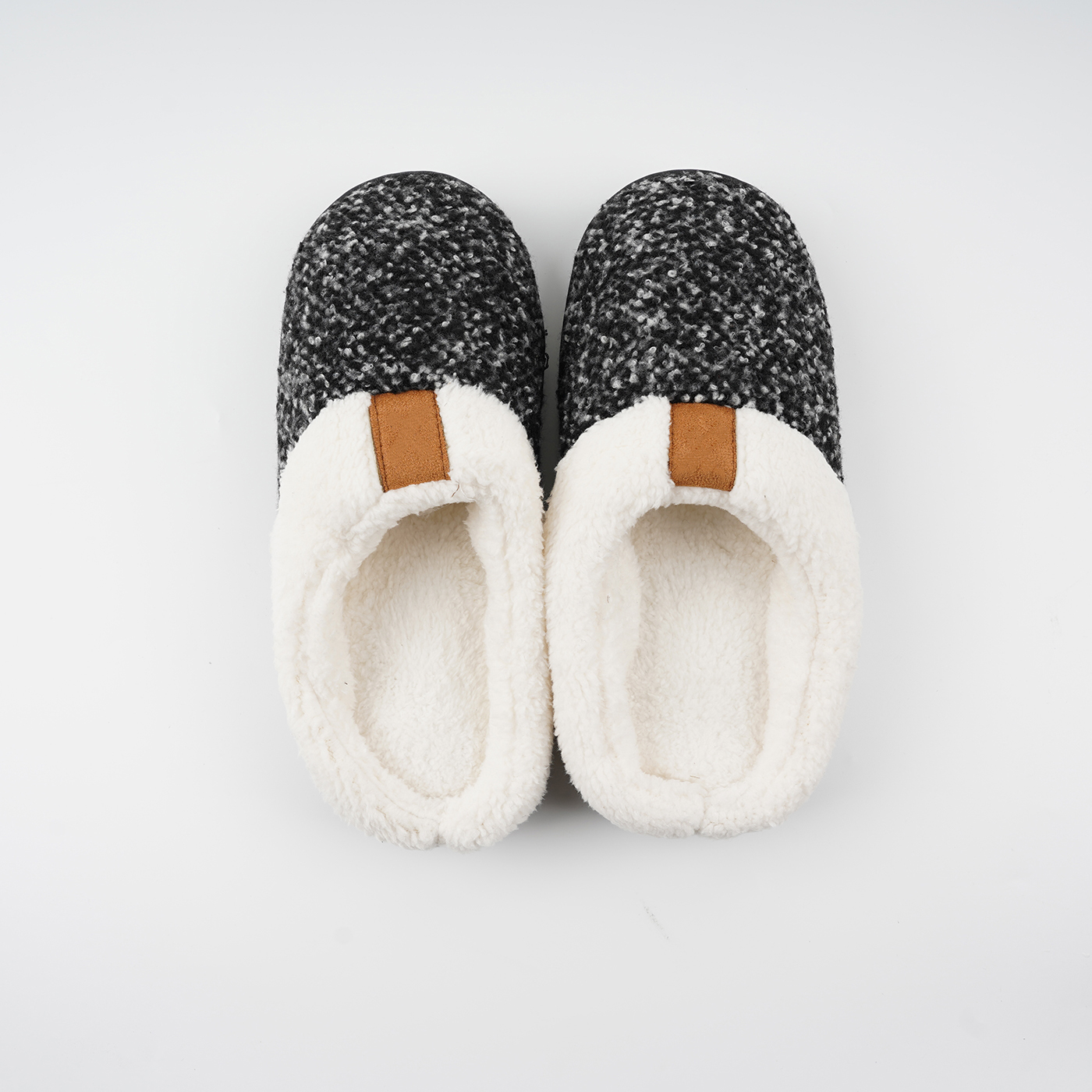 Uniex Fleece Slipper3
