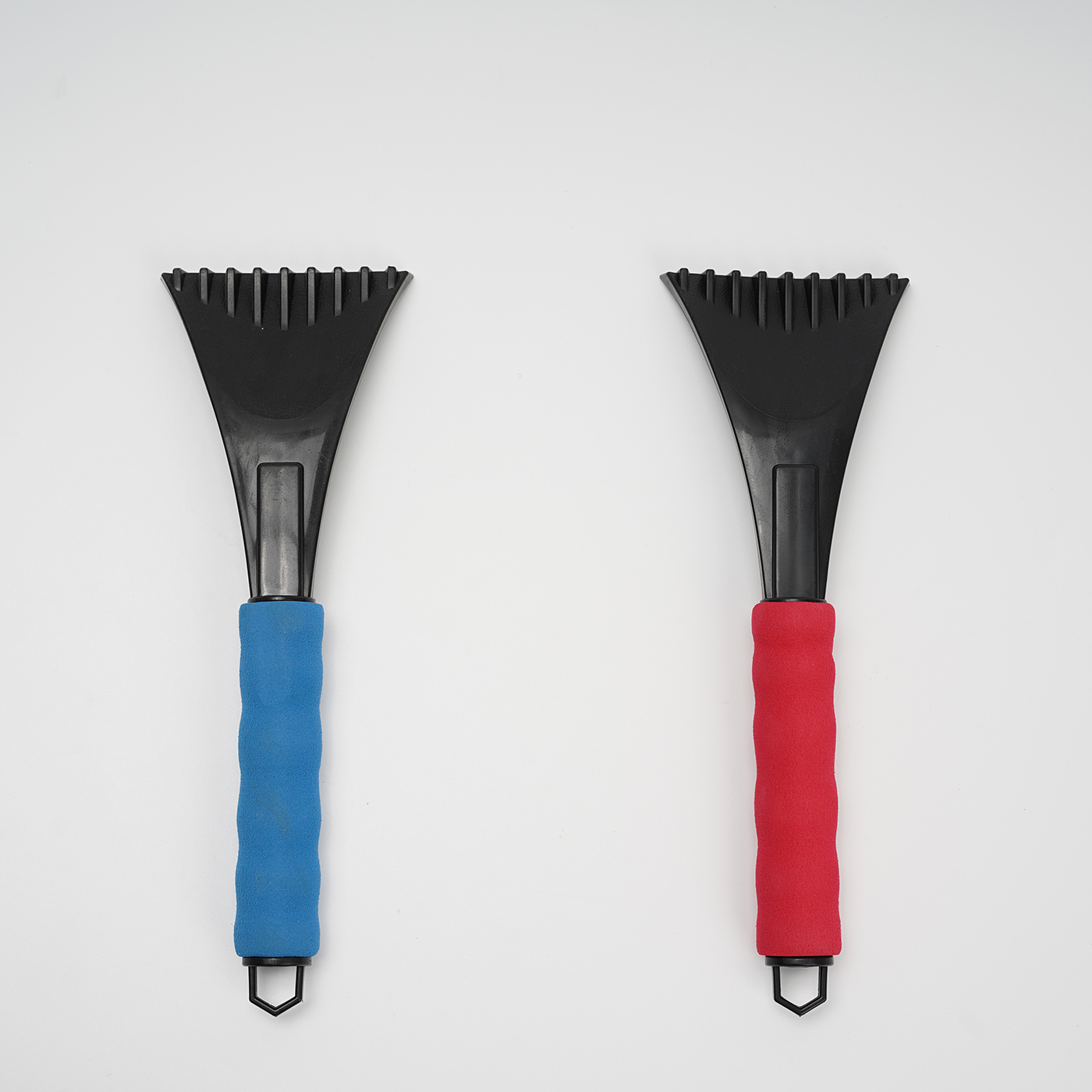 Snow Scraper With Foam Handle4