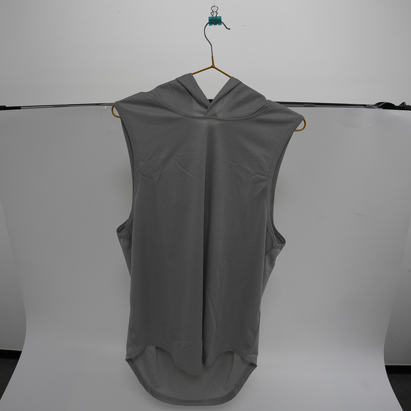 Custom Men's Sleeveless Gym Hoodies2