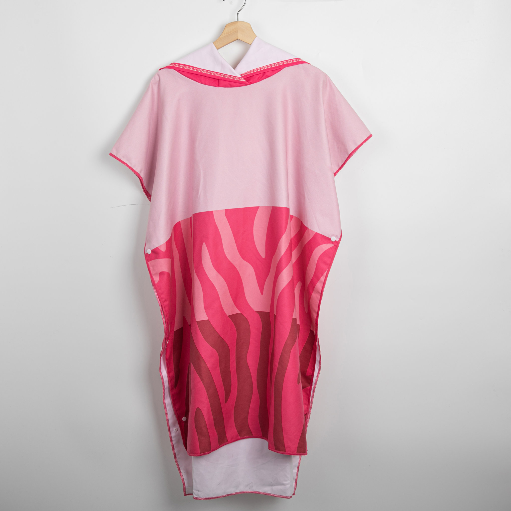  Microfibre Poncho Towel4