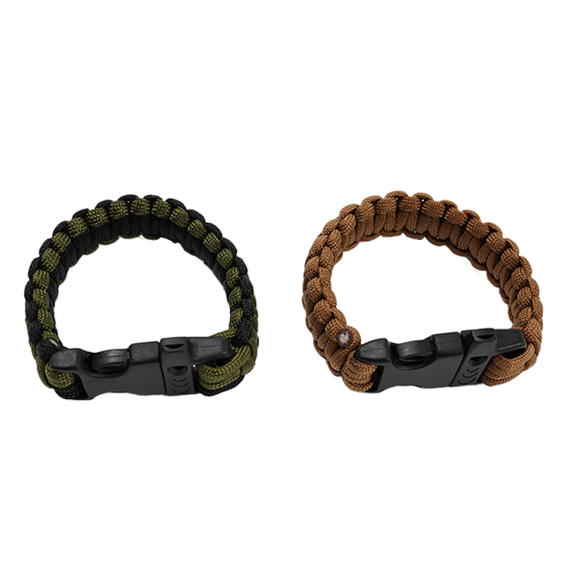 Survival Paracord Bracelet With Whistle2