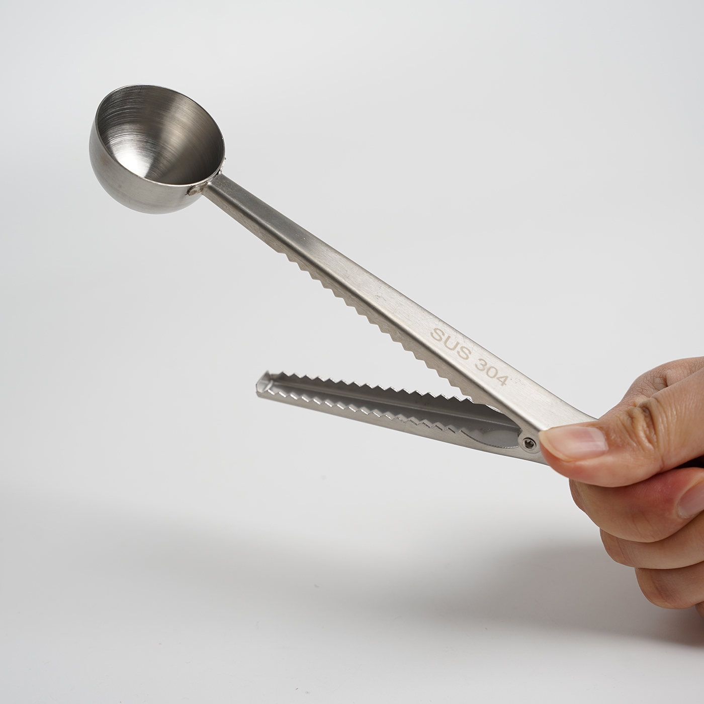 Custom Kitchen Coffee Scoop Clip3