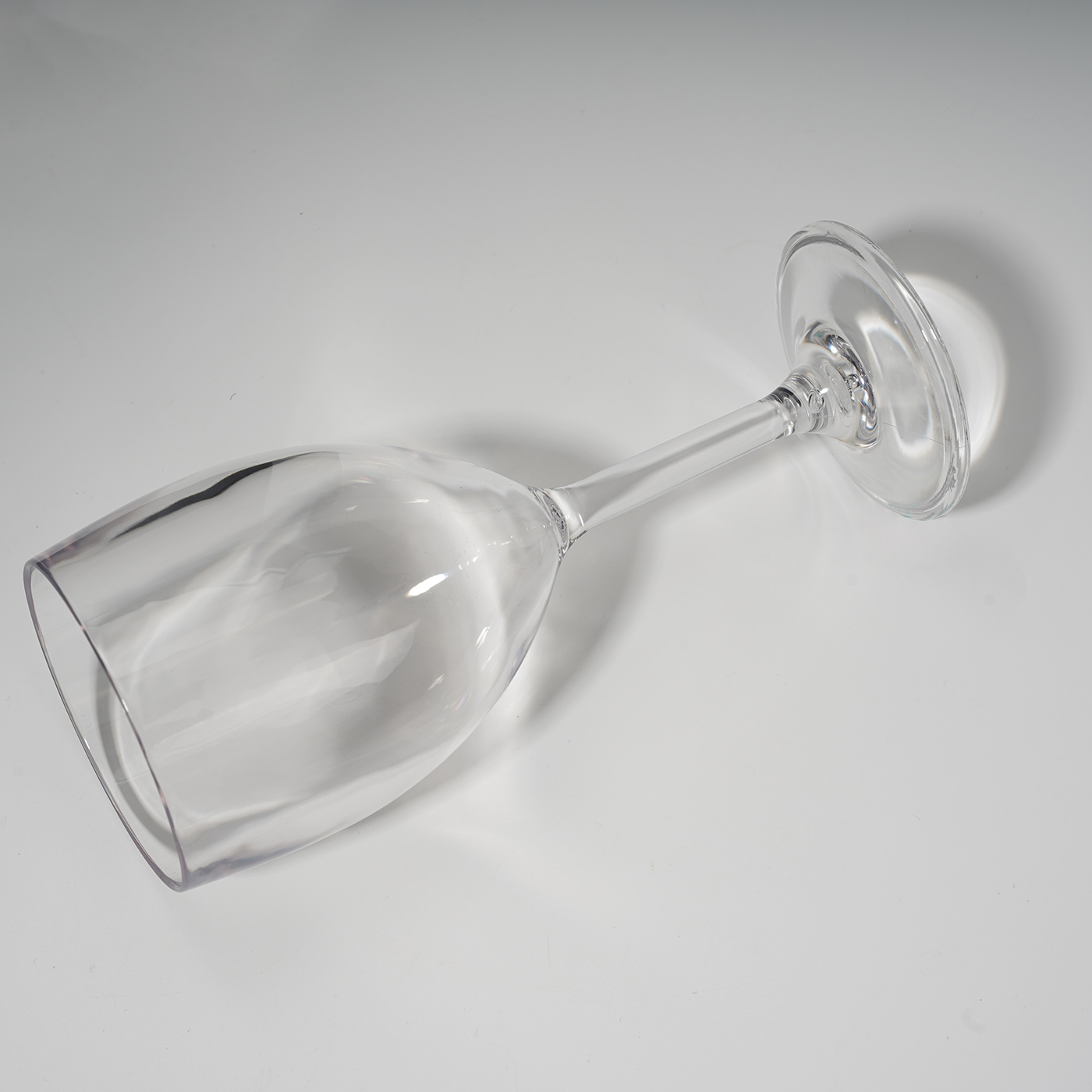 &nbsp;Outdoors Wine Glasses2