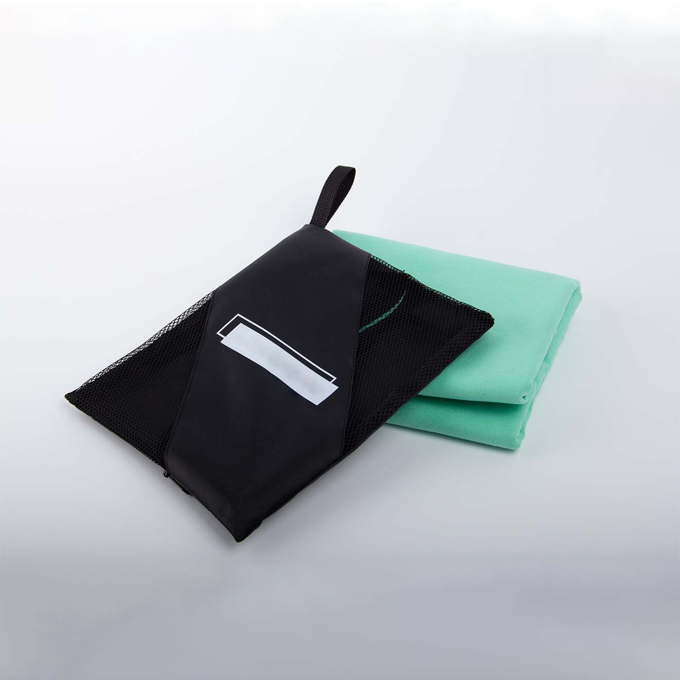 Custom Quick Dry Microfiber Beach Towel3