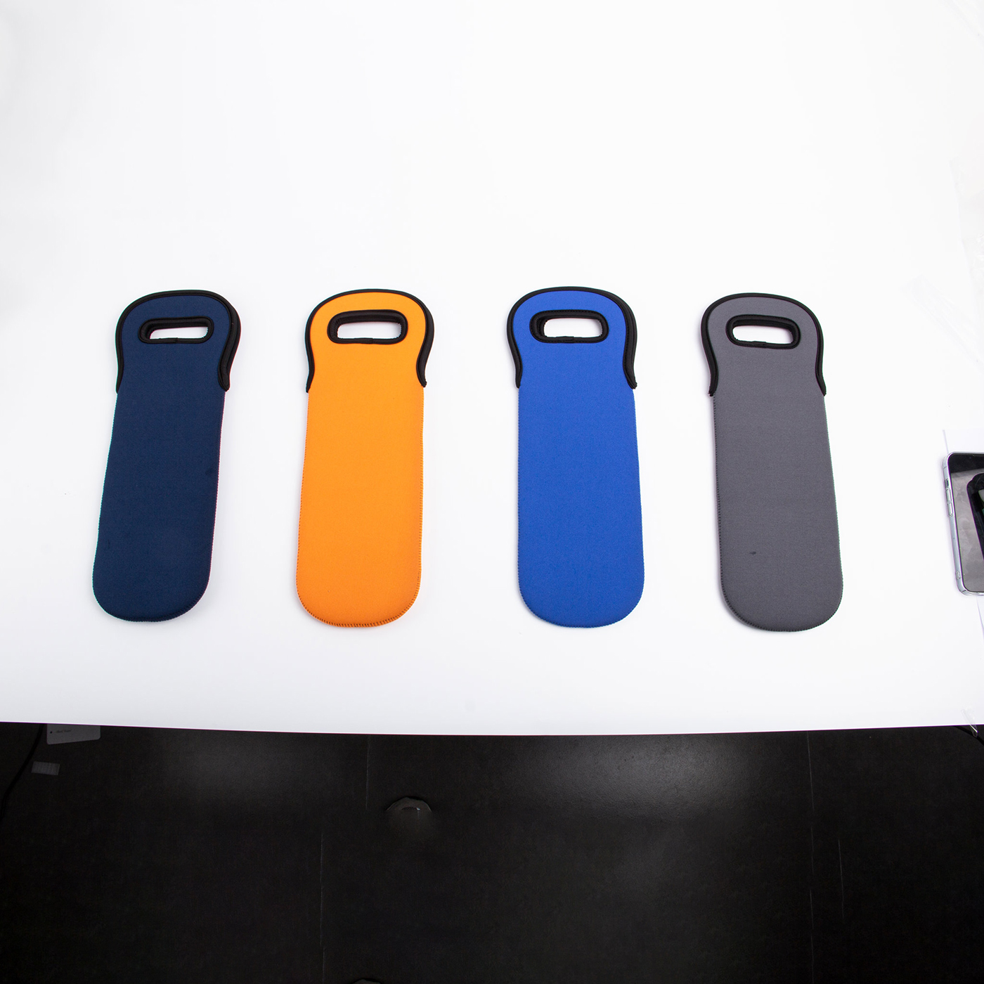 Neoprene Single Bottle Wine Tote Bag4