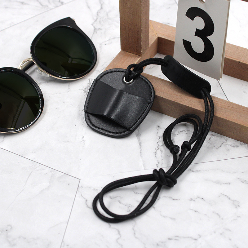 Neck Glasses Holder4