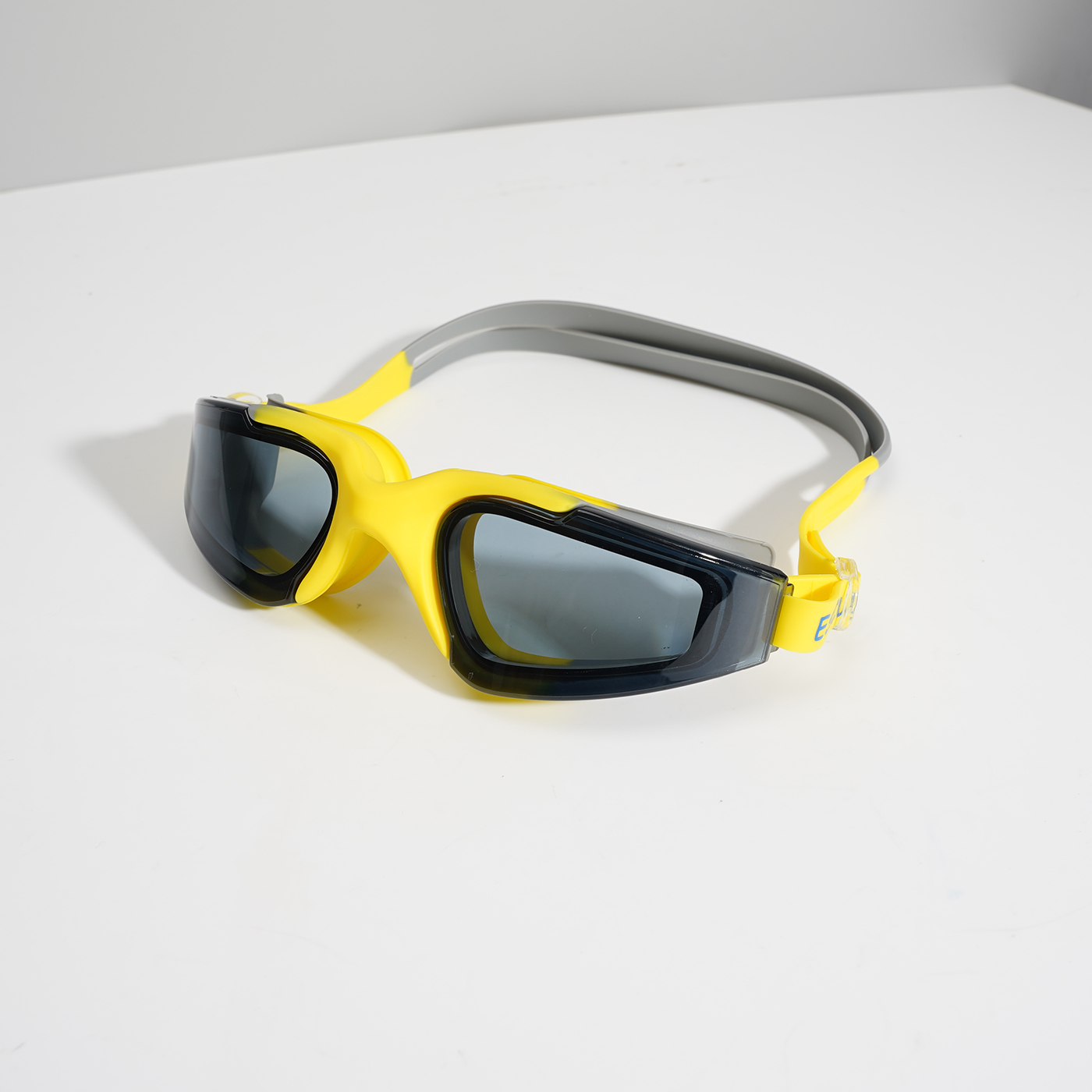 Custom Big Frame Swimming Goggles3