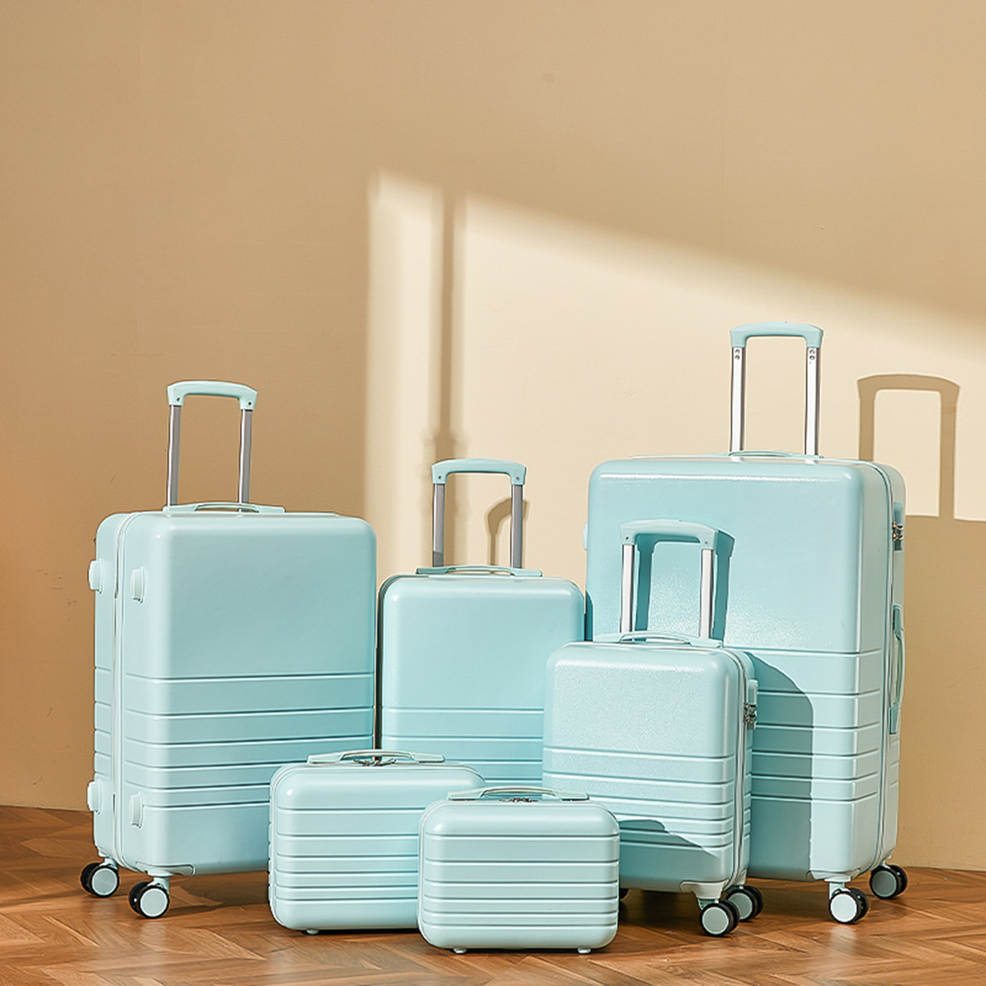 Lightweight Roller Suitcase2