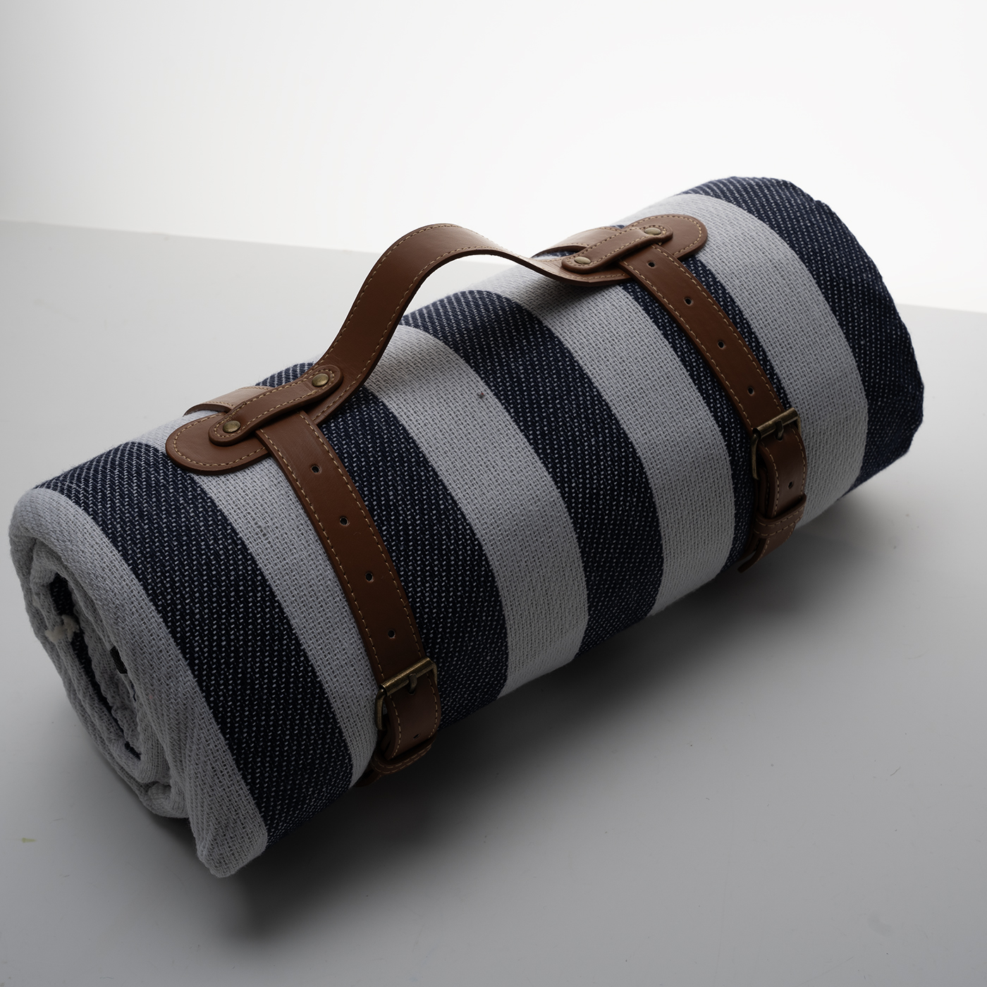 Portable Blanket With Carry Strap3