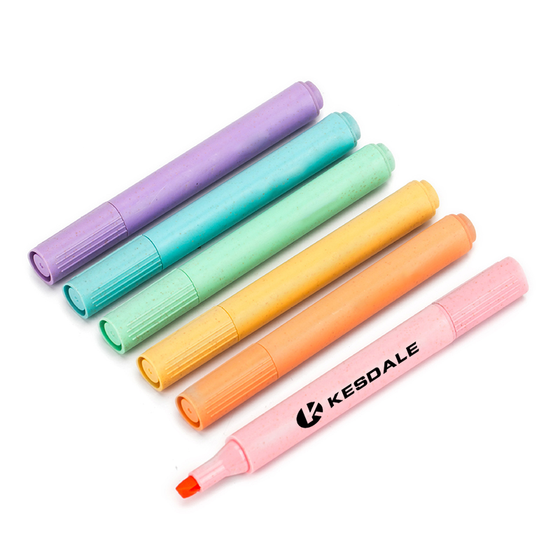 Double-Ended Highlighter Pen
