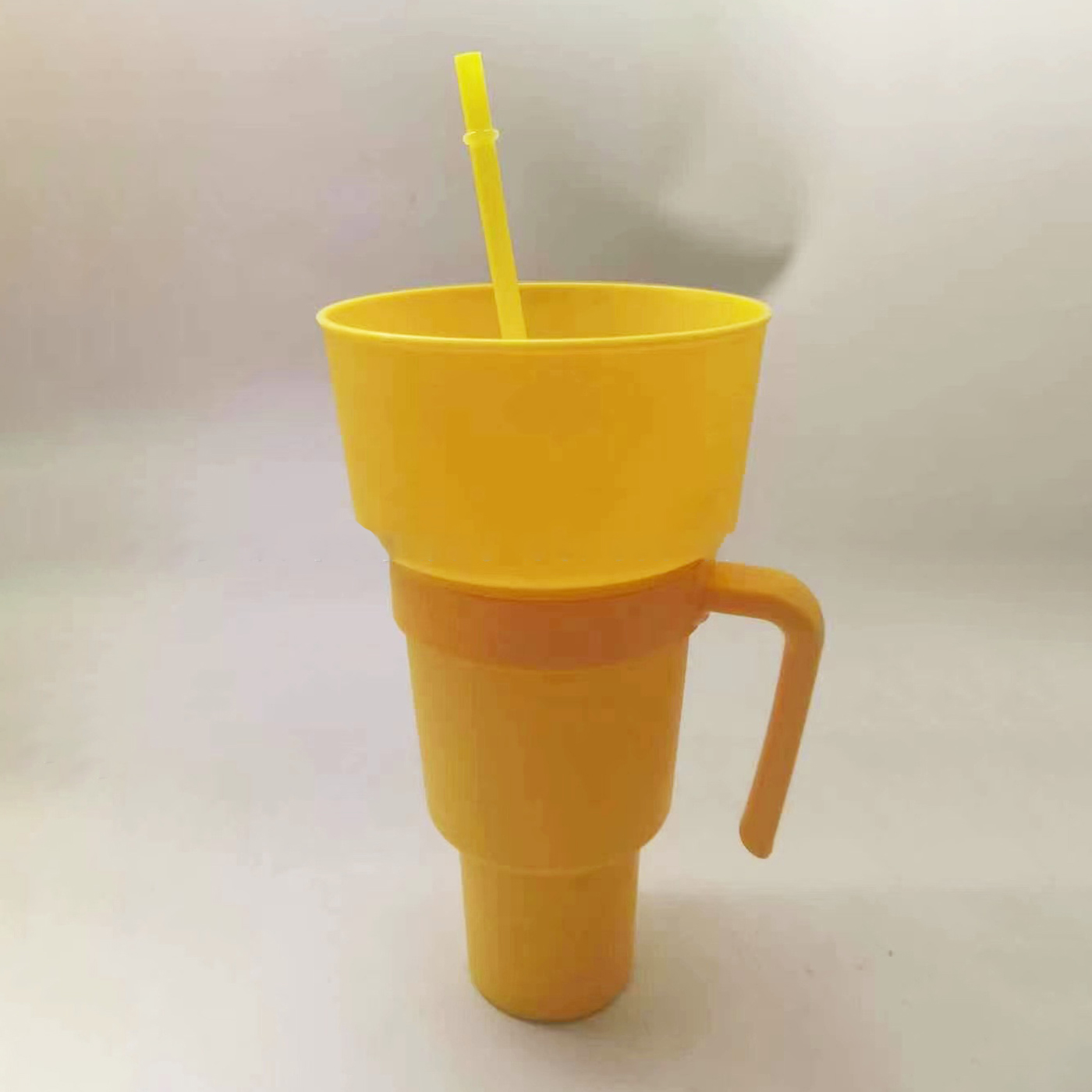 Plastic Stadium Cup With Snack Bowl2