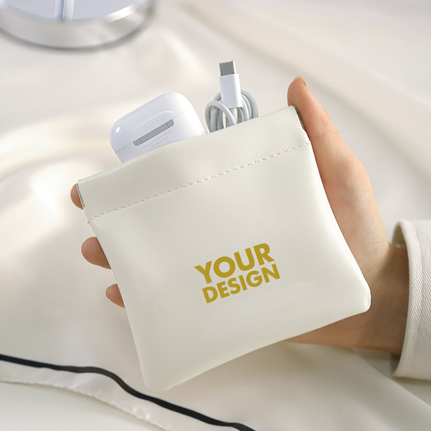 Small Pocet Makeupk Bag 1