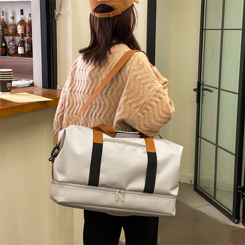 Waterproof Travel Weekender Bag3