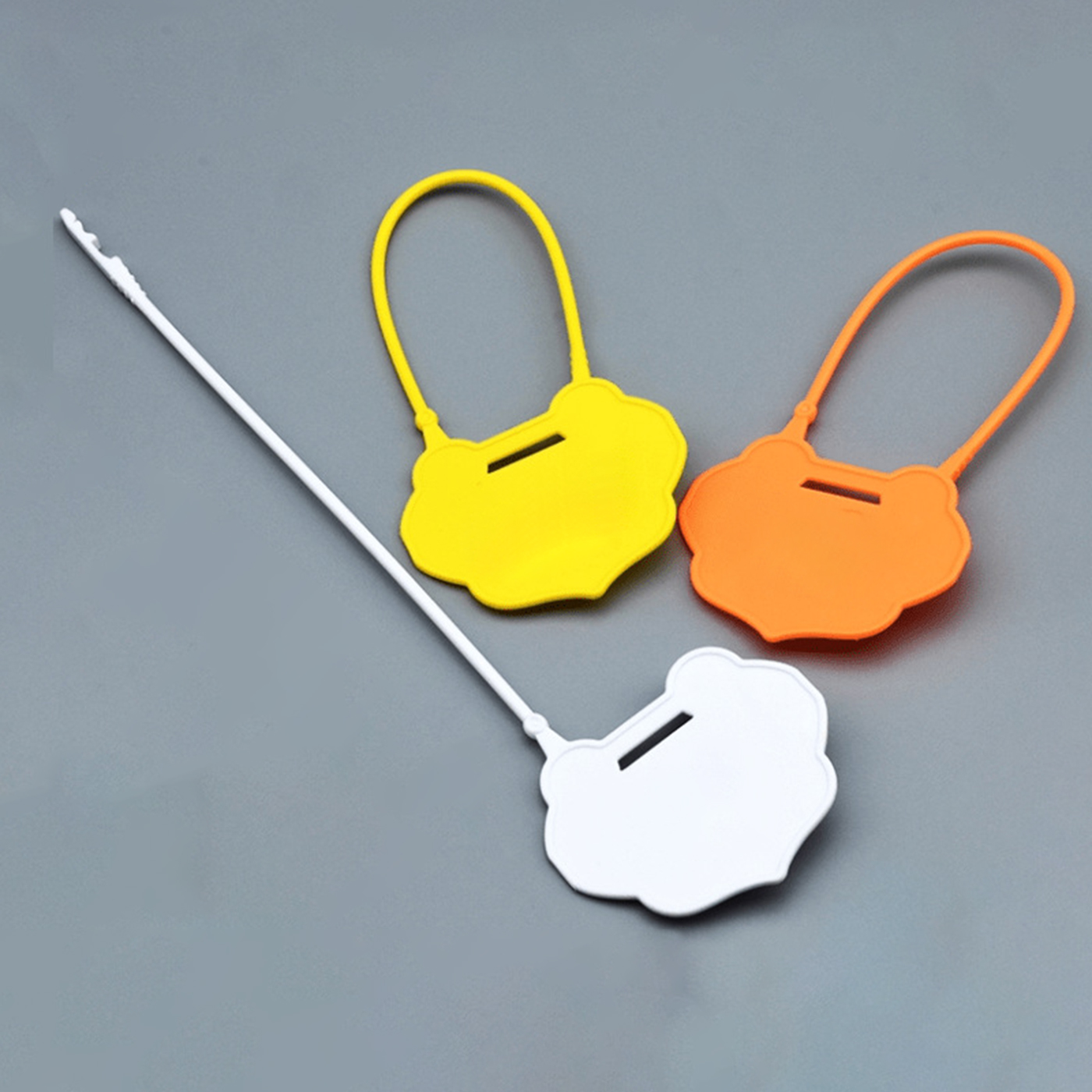 Pull Up Plastic Security Seals2