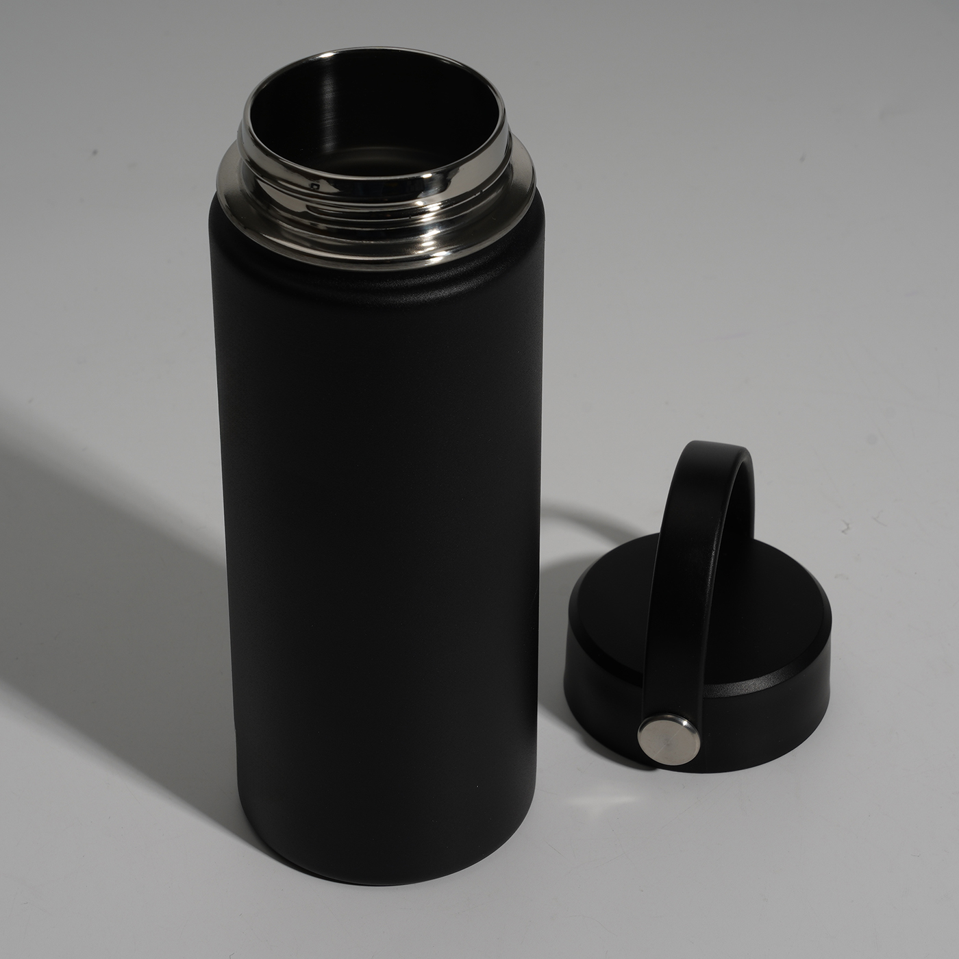 Vacuum Insulated Thermos2