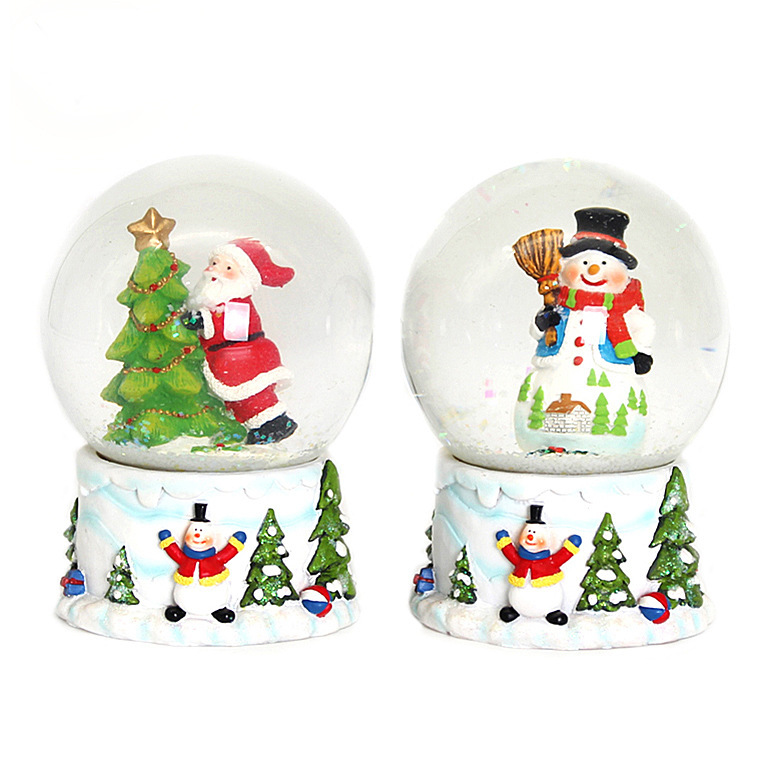 Christmas Glass Snow Globe 1