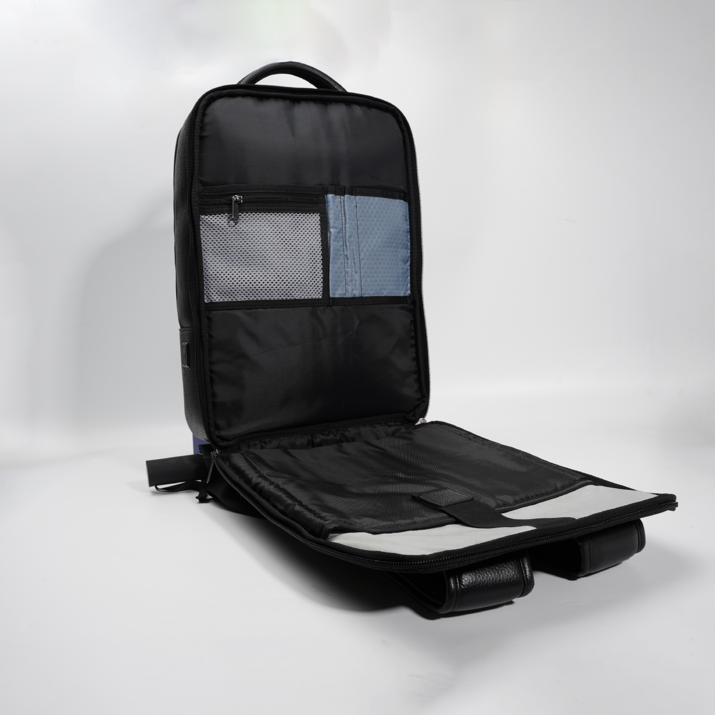 Custom Leather Backpacks3