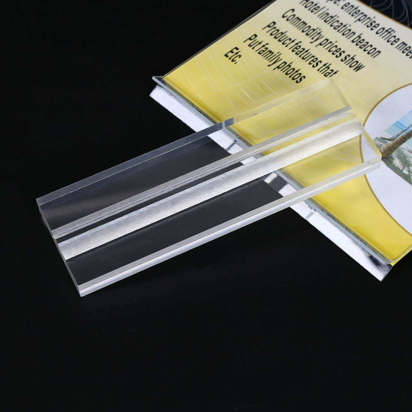 7inch Clear Table Sign Holder2