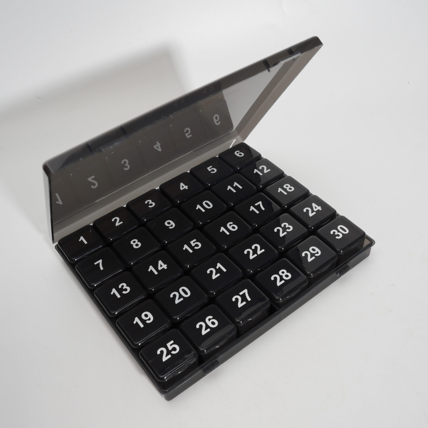 Monthly Pill Storage Box4