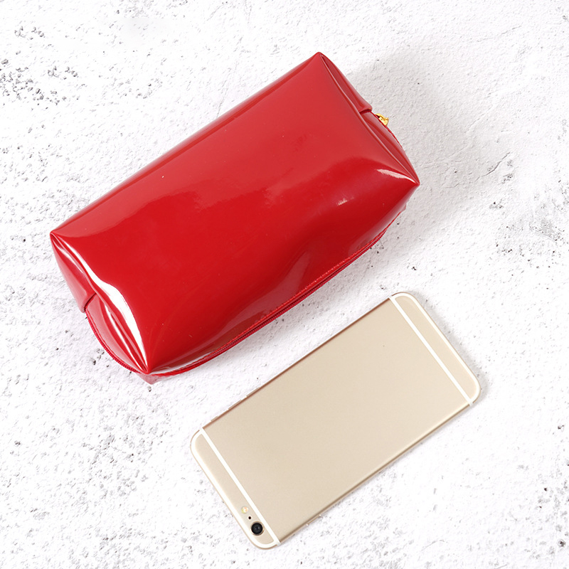 Portable Waterproof Makeup Bag2
