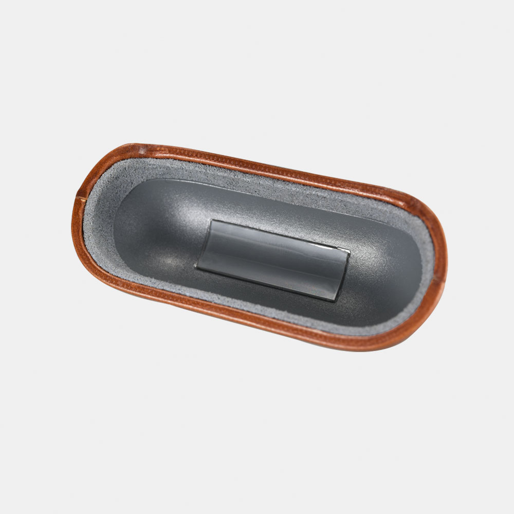  Leather Headphone Cases1