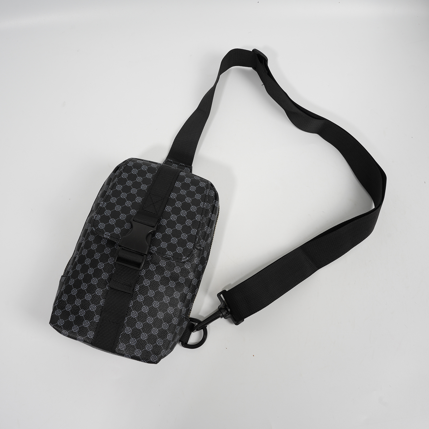 Multi Pocket Crossbody Chest Pack2