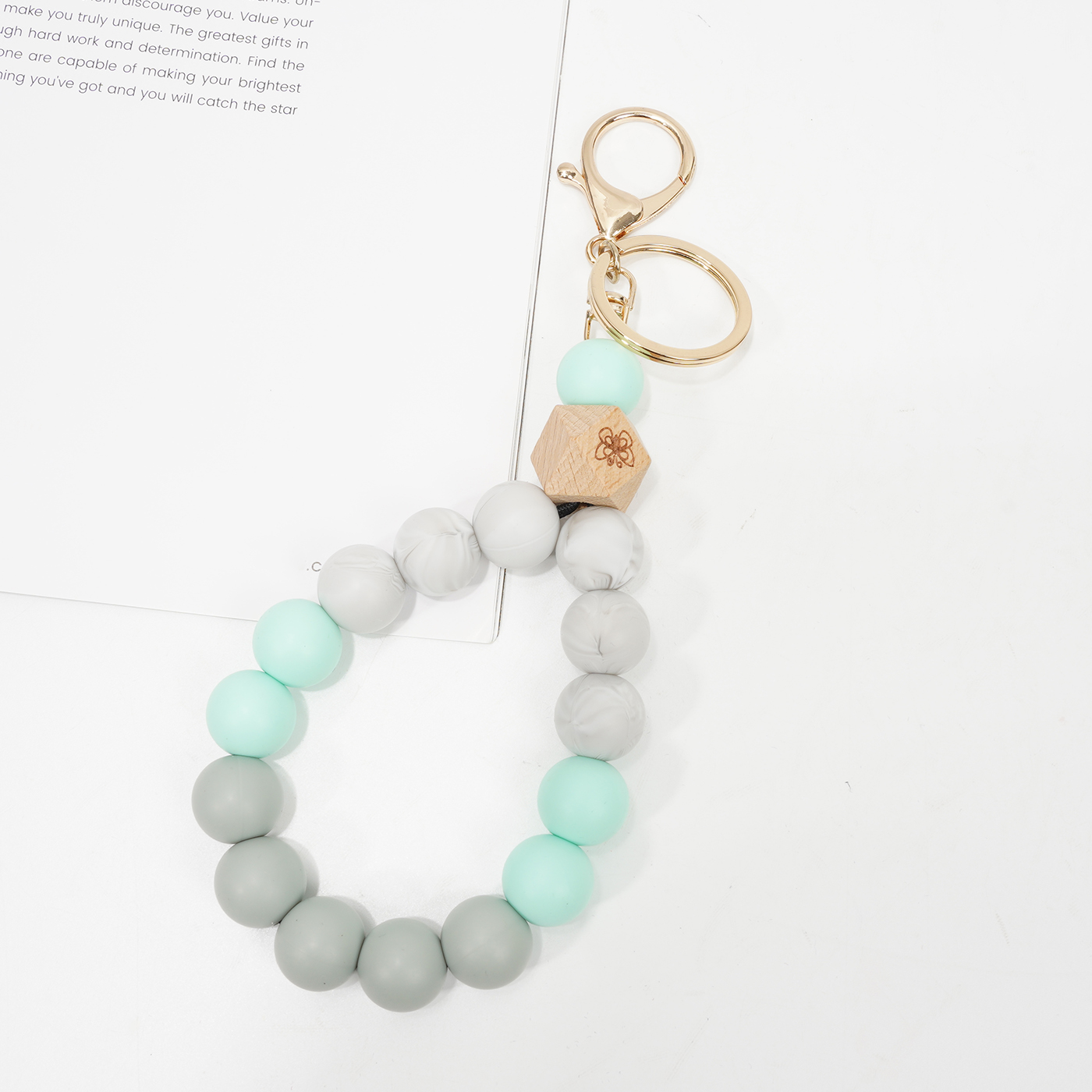  Beaded Silicone Bracelet Keychain2