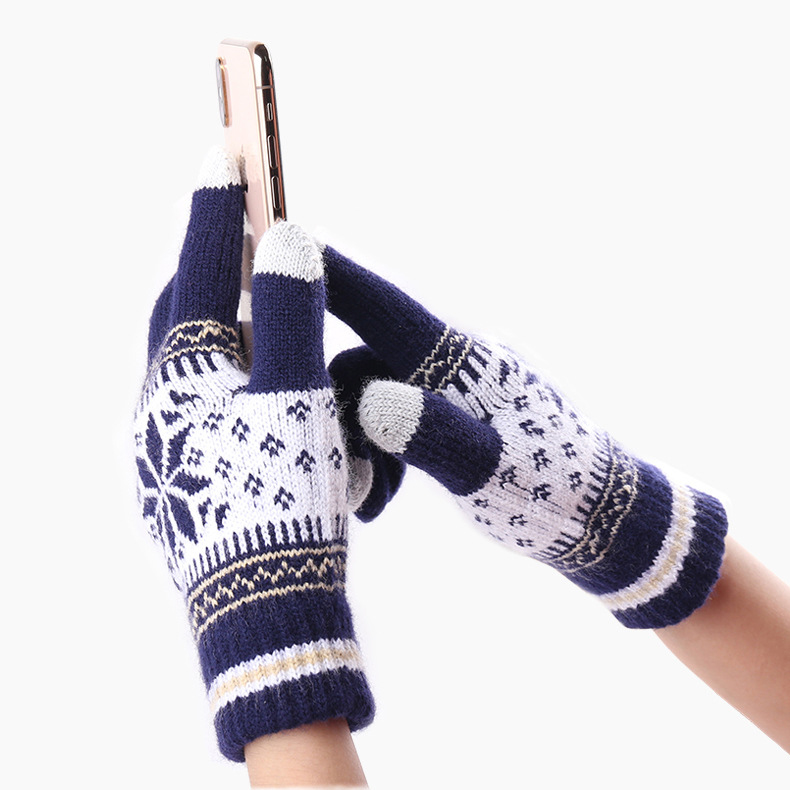 Soft Knit Touchscreen Christmas Gloves4