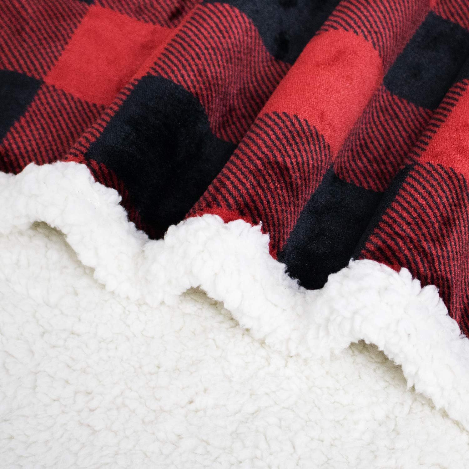 Soft Checkered Flannel Blanket 2