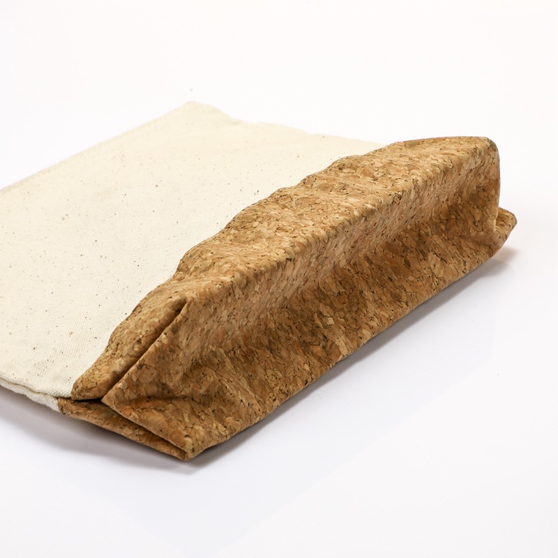 Travel Canvas With Cork Zipper Pouch1