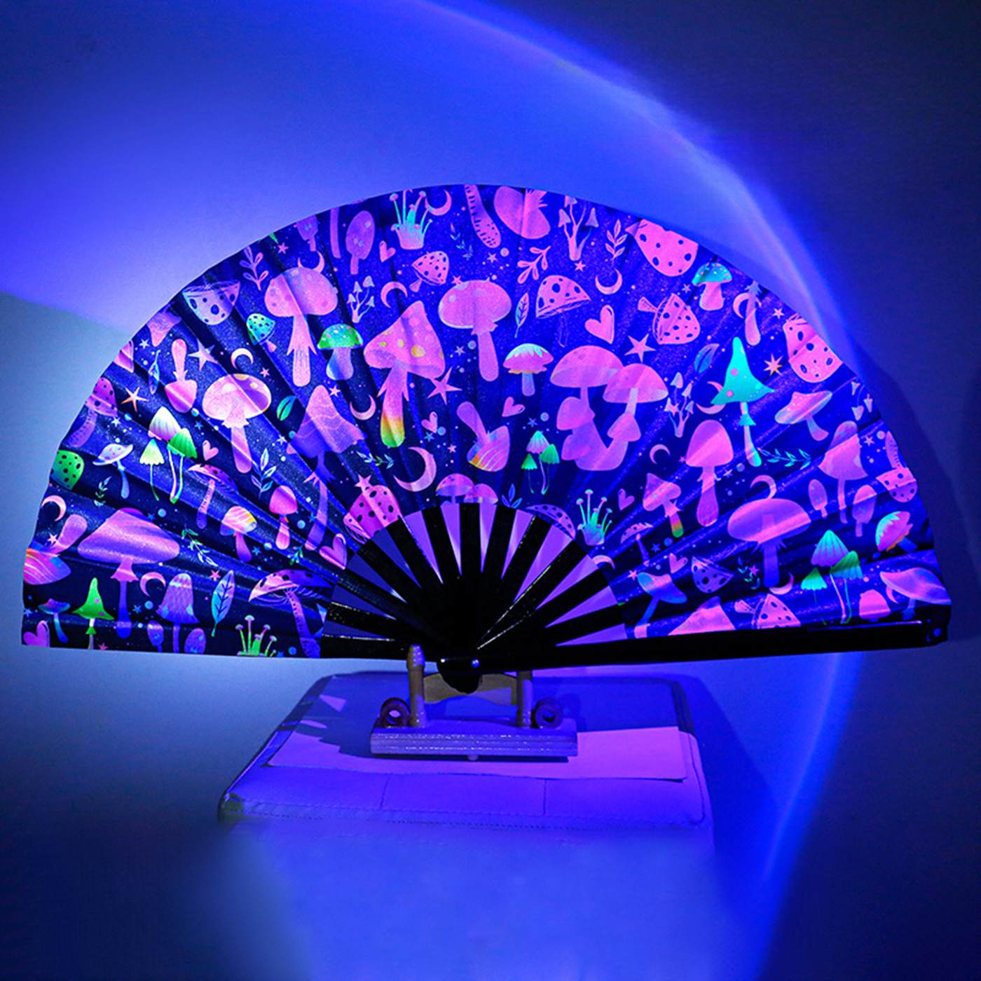 Glow Rave Fan 2
