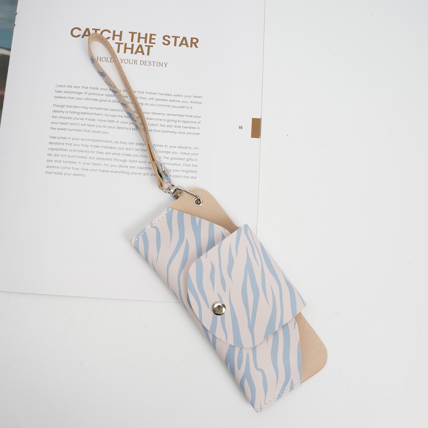 Reading Glasses Case With Wrist Strap3