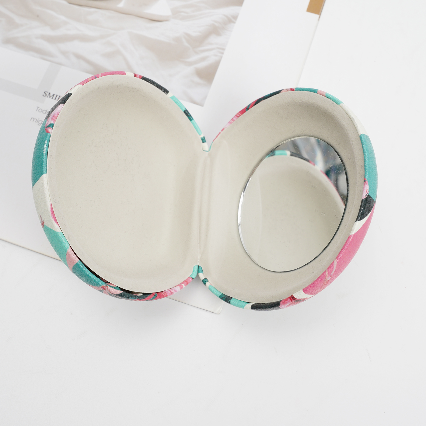 Dust-proof Jewelry Box2