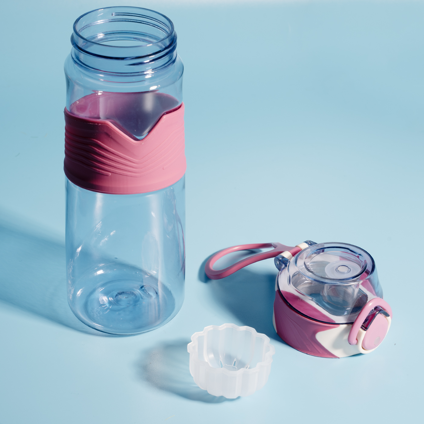 Water Bottle With Carry Handle2