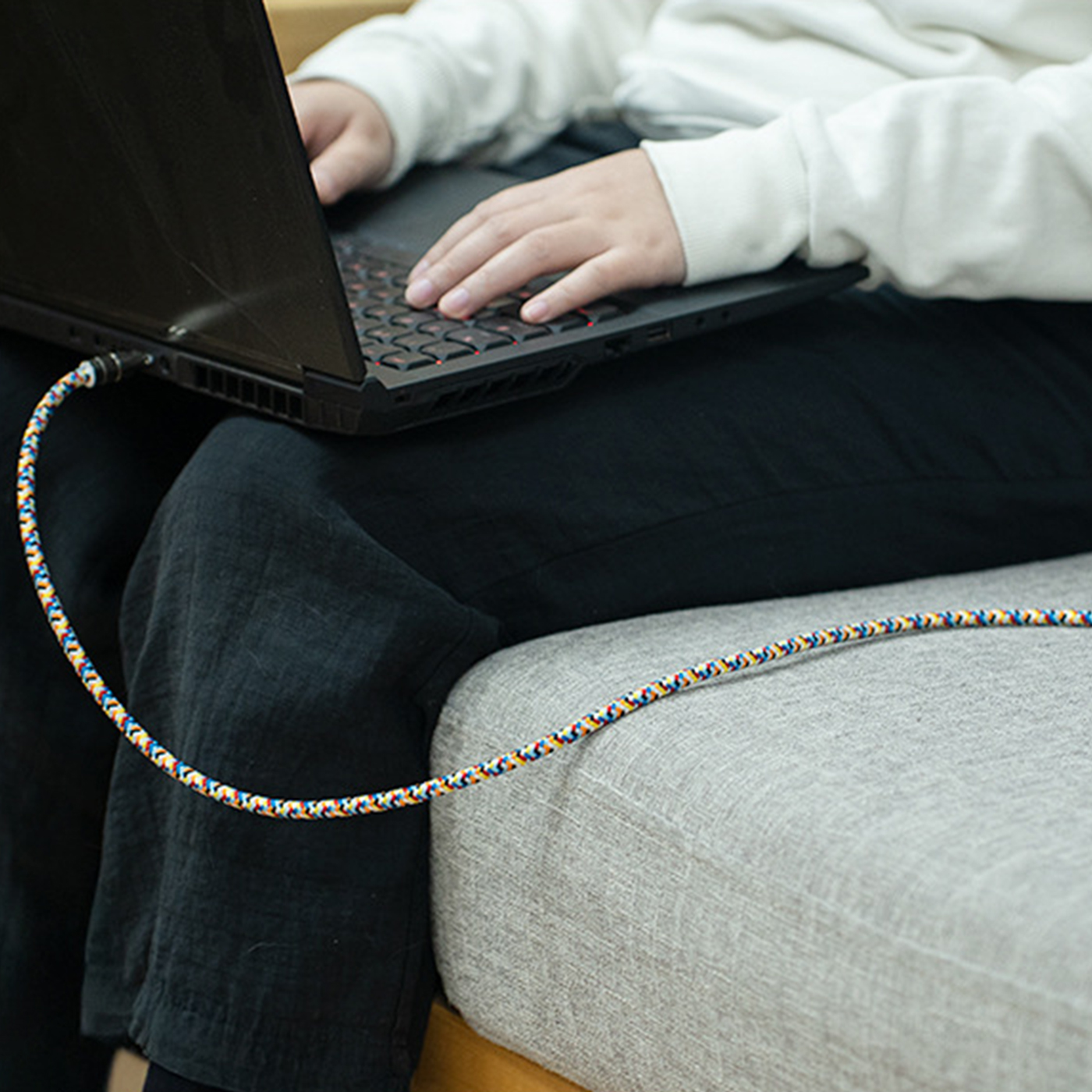 Phone Lanyard With Charging Cable2