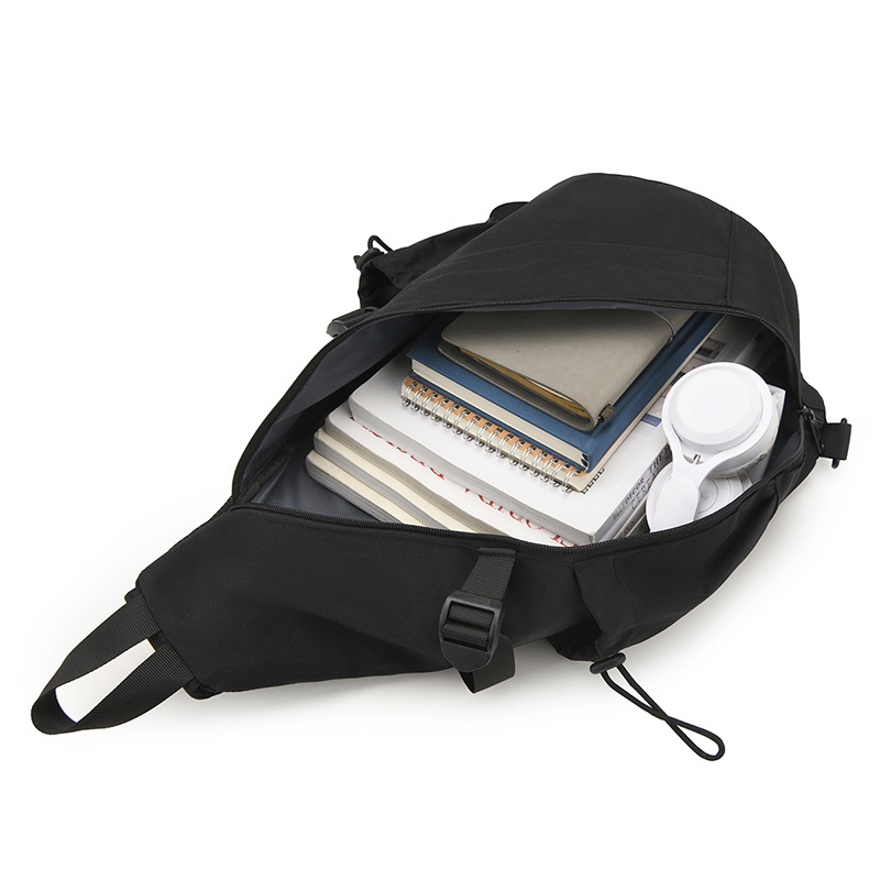 Outdoor Travel Chest Bag1