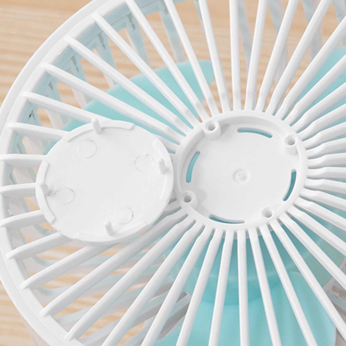 USB Magnetic Clip Mini Fan 2