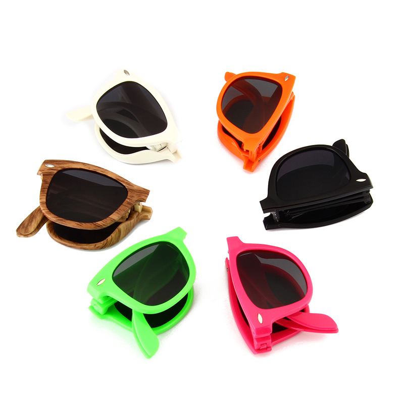 Promotional Colorful Foldable Sunglasses Set