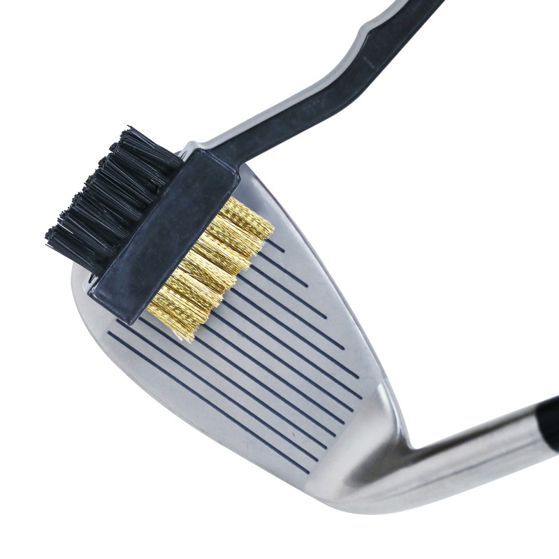 Retractable Golf Club Cleaner2