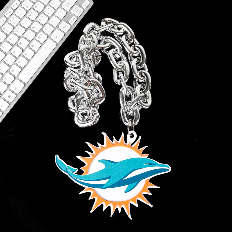 Oversized Sports Turnover Chain Necklace1