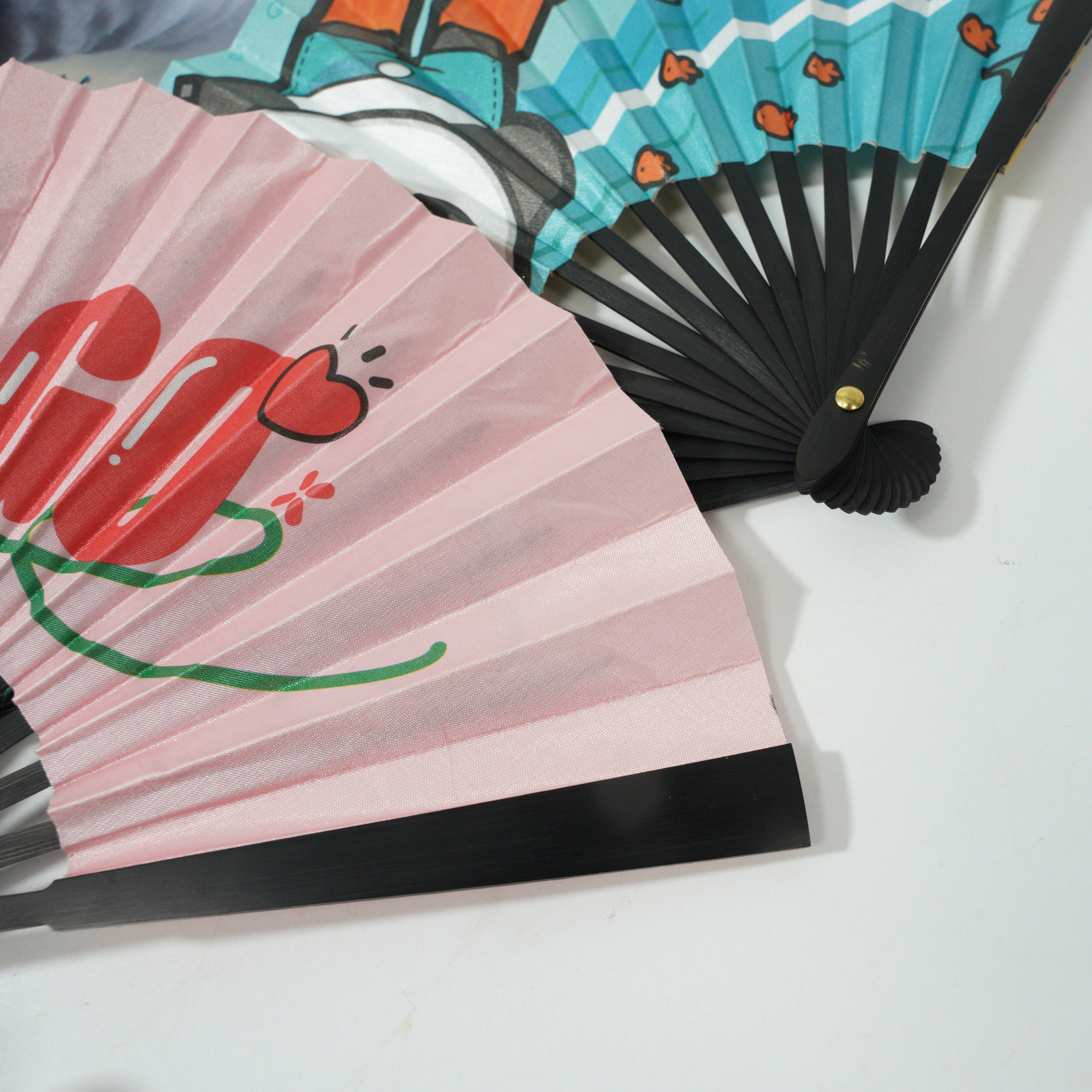 Vintage Retro Fabric Hand-held Fans 2