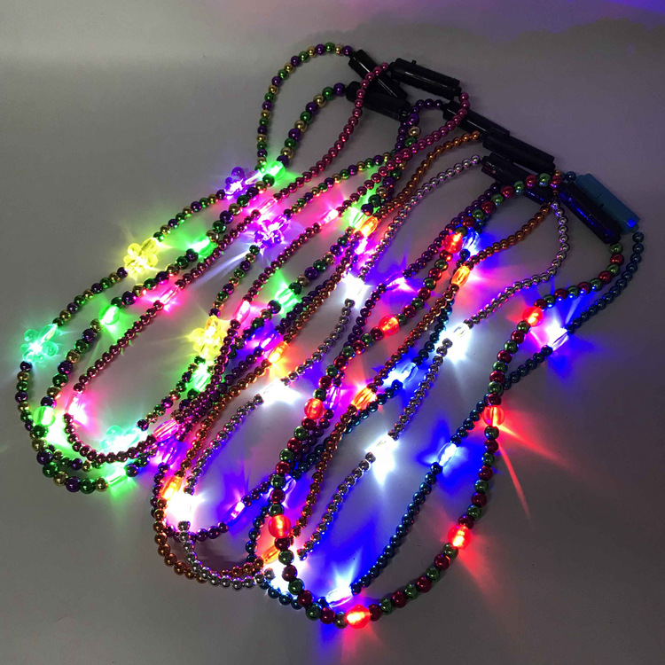 Light-Up Christmas Holiday Necklace 